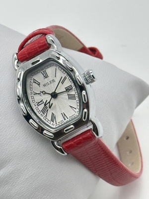 Modern Leather Strap Watches Laser Engraved Logo 30 Meters Water Resistant