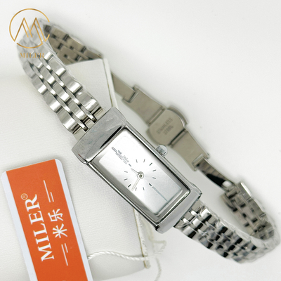 Classic Luminous Ladies Fashion Wrist Watches Stainless Steel With Buckle Closure