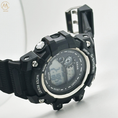Fashion Electronic Quartz Sport Watch For Men With Silicone Strap