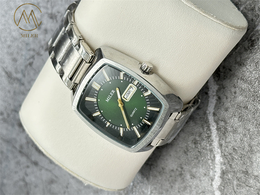 Factory Price Deep Waterproof Simple Style Quartz Watch Stainless Steel Watch For Men