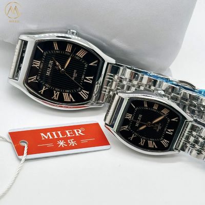Luxury Quartz Watch with Stainless Steel Strap Black Dial and Buckle Clasp for Couples