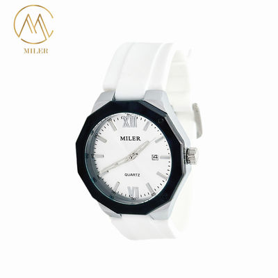 Dress Style Square Case Quartz Watch with Stainless Steel Strap and 30 m Waterproof