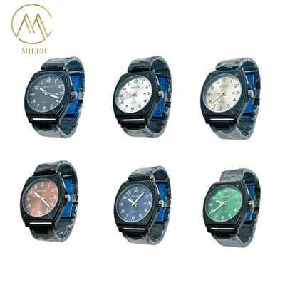 Lightweight Square Case Quartz Watch for Women with 30 m Water Resistance and Stainless Steel Band