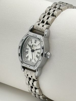 Mineral Dial Stainless Steel Watch with Date Display and Luminous Hands