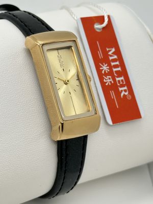 Modern Style Leather Band Quartz Wrist Watch with Water Resistant Feature